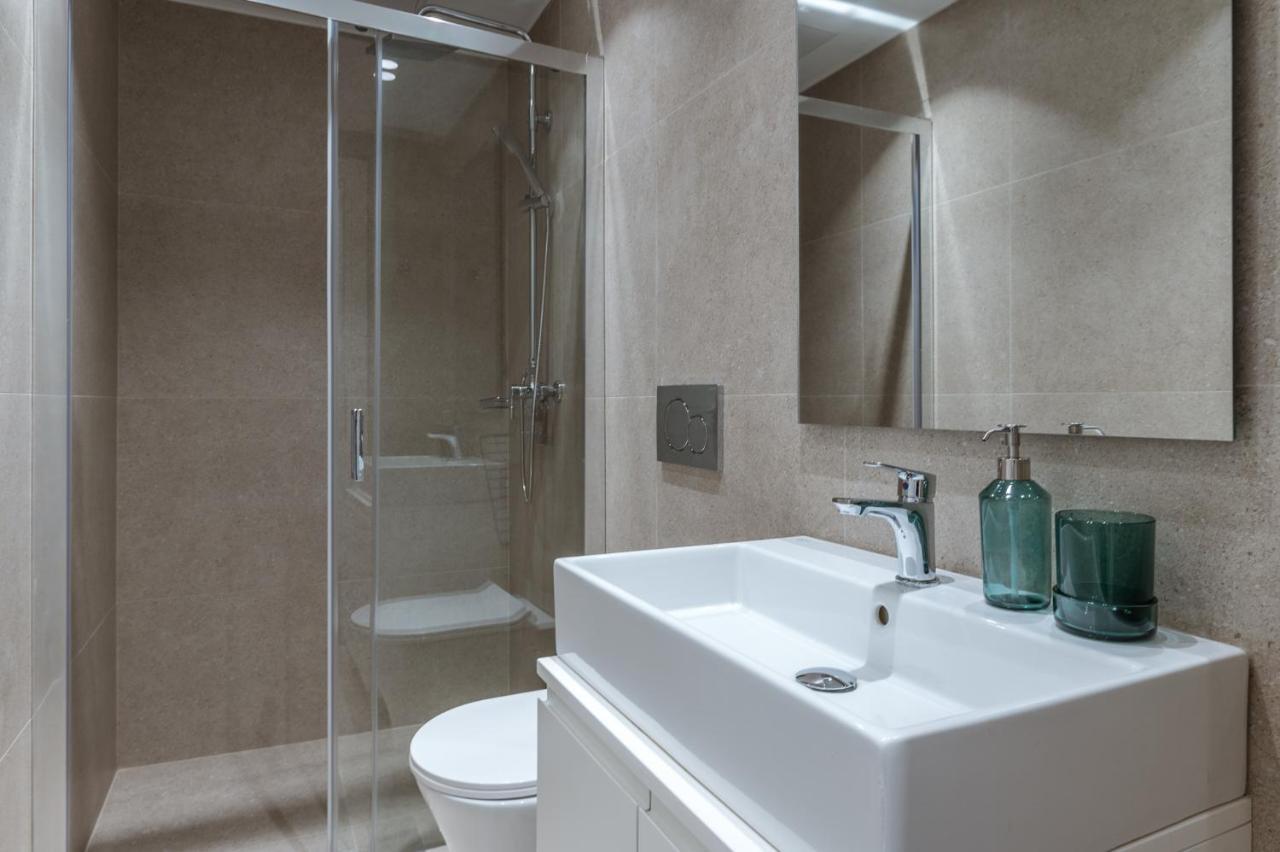 Phaedrus Living Luxury Studio Kolonaki Tsakalof Lägenhet Aten Exteriör bild